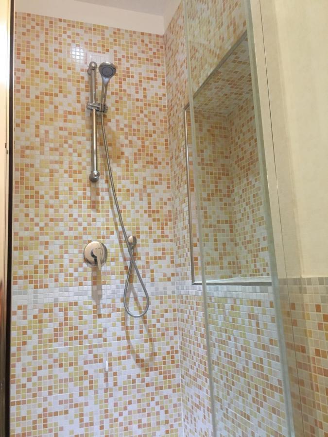 La Finestra Sul Colosseo B&B 1 罗马 外观 照片